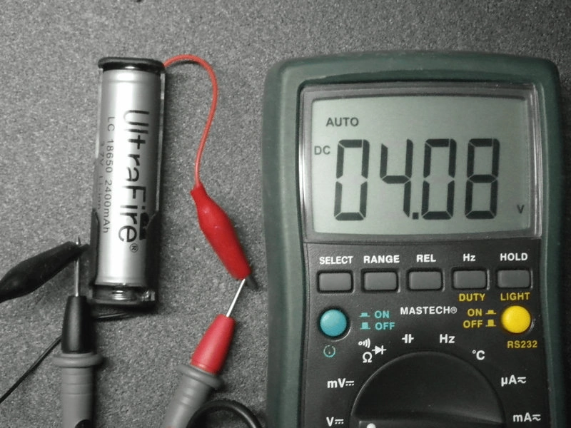 電池電圧：4.08V