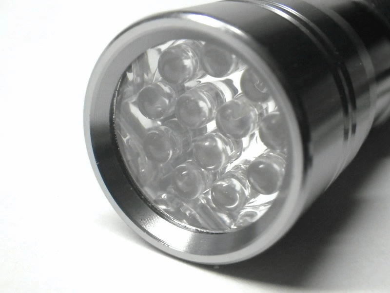 12-LED UV Flashlight / head