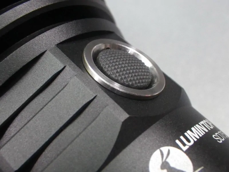 LUMINTOP SD75 / switch