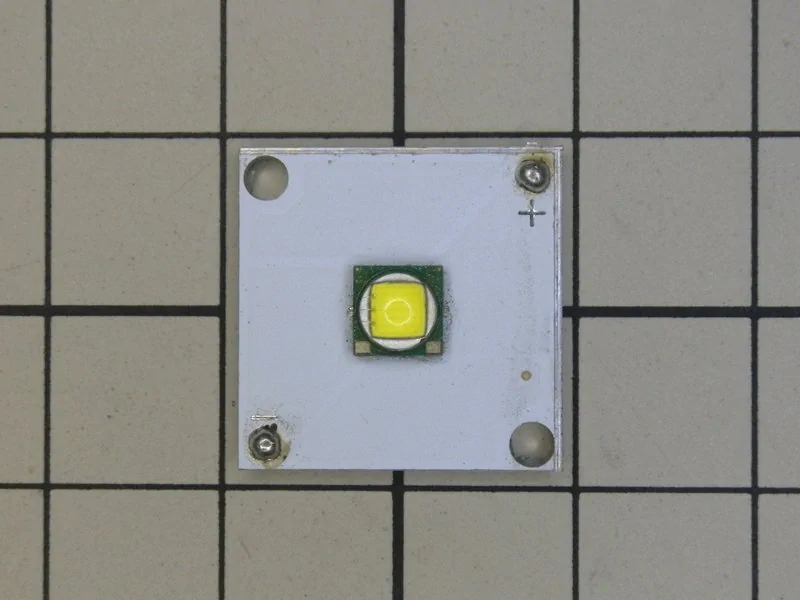 18mm LED：CREE XM-L T6 (NW:5000-5500K）