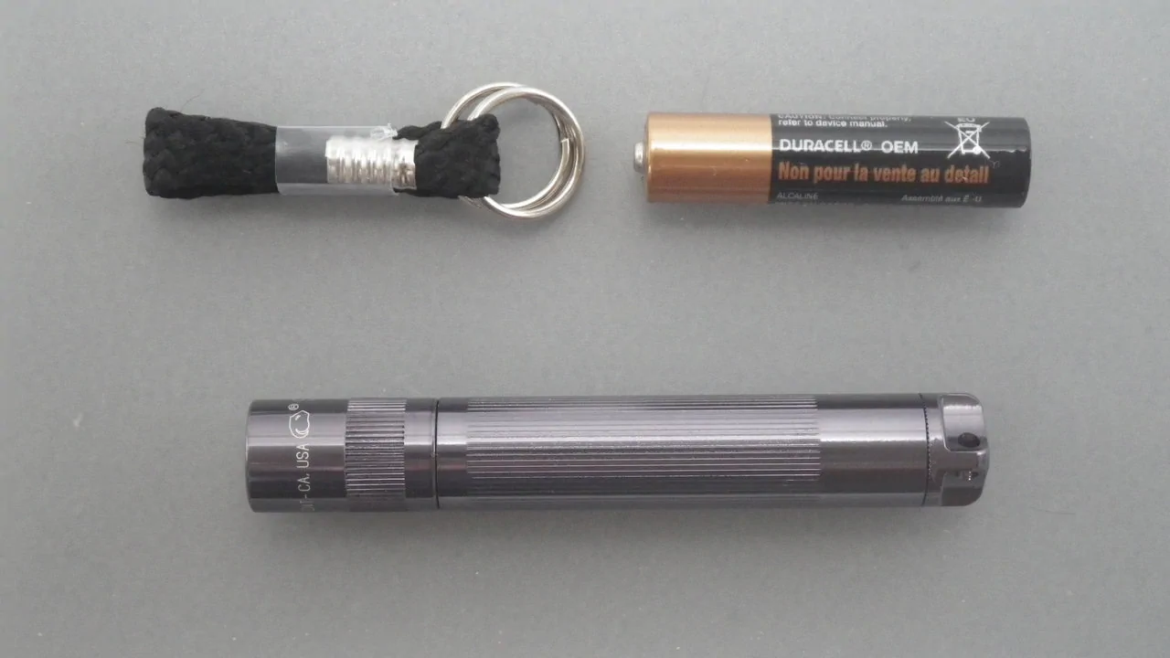 MAGLITE SOLITAIRE LED - 47lumen / pack.