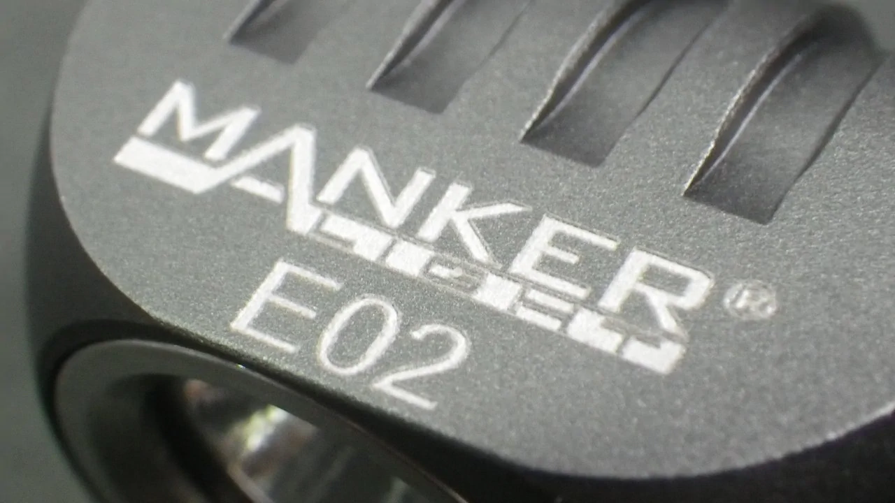 MANKER E02 / Nichia 219C - Grey : flashlight review