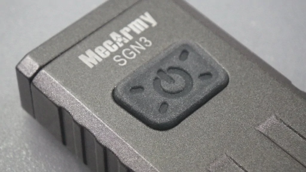 MecArmy SGN3 / switch