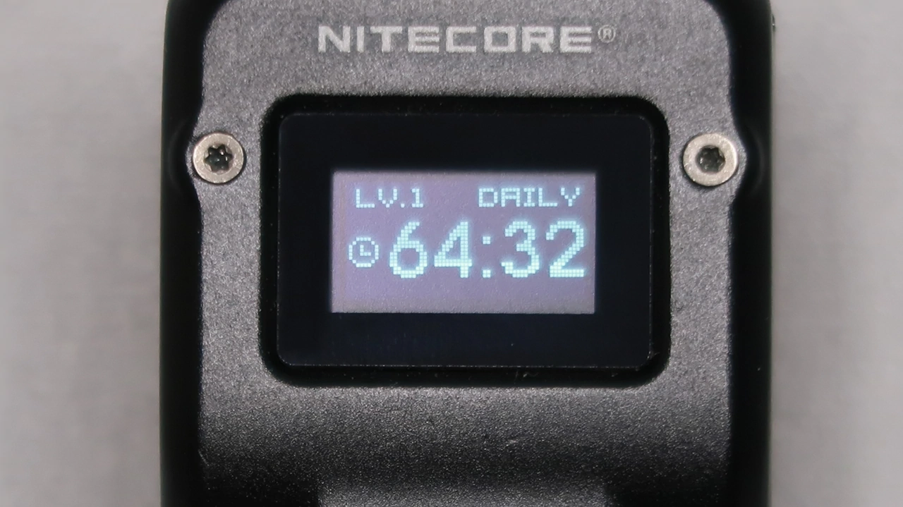 NITECORE T4K / OLED : Level 1
