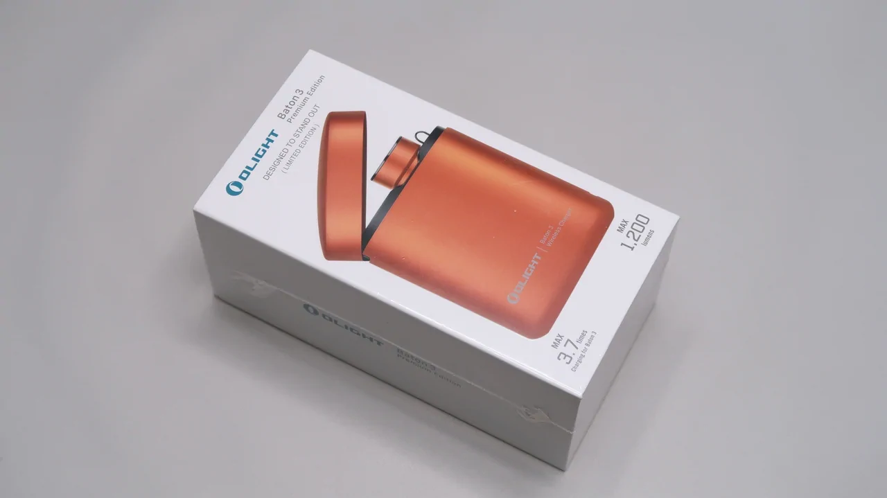 OLIGHT Baton3 Premium Edition - Orange : pack.1
