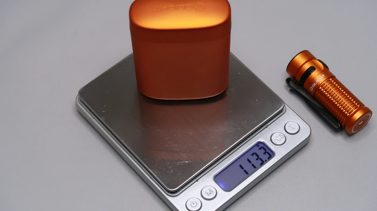 OLIGHT Baton3 Premium Edition - Orange : wireless charger weight