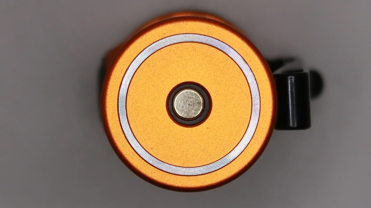 OLIGHT Baton 3 Premium Edition - Orange : tail