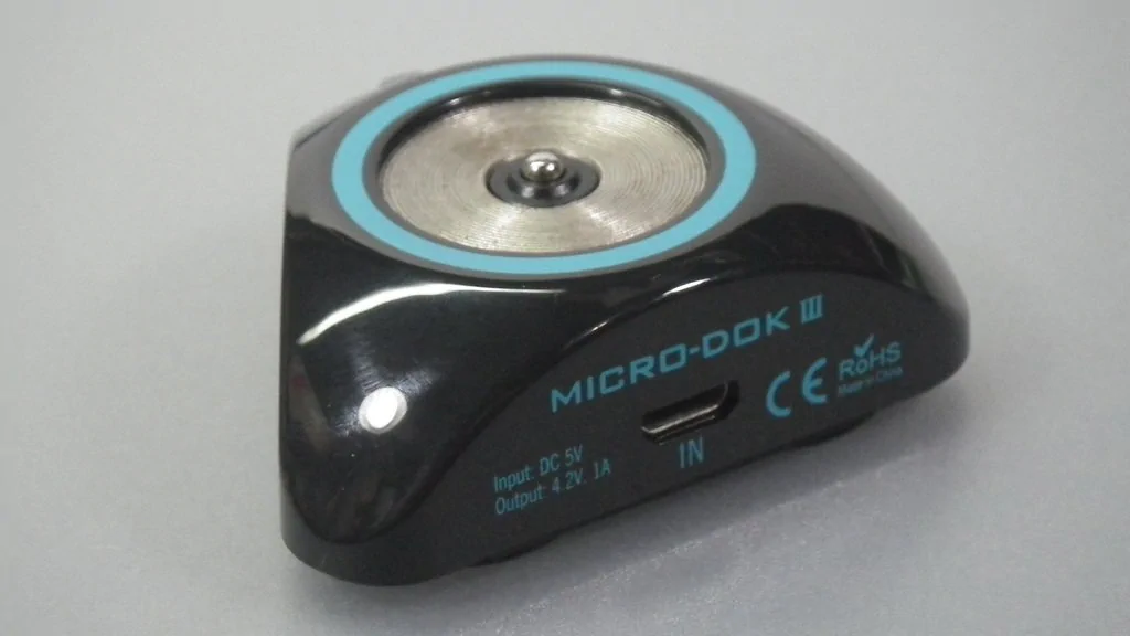 OLIGHT MICRO-DOK III