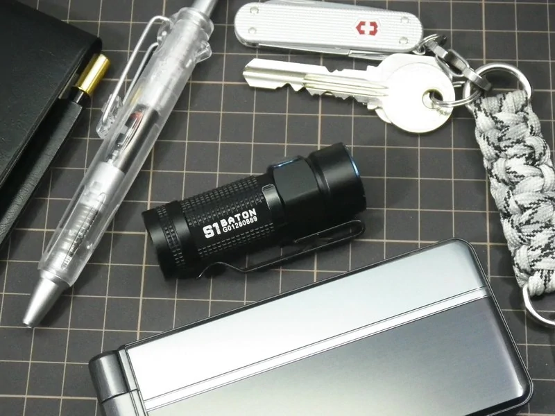 OLIGHT S1 BATON / EDC flashlight