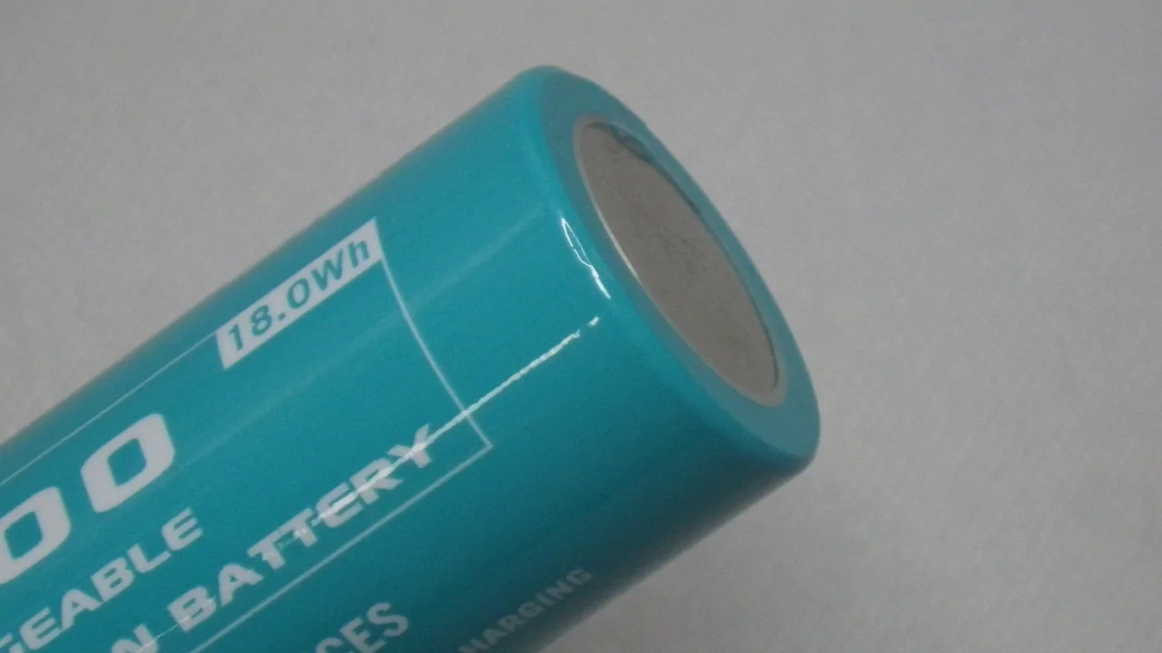 OLIGHT SEEKER 2 Pro / 21700 battery