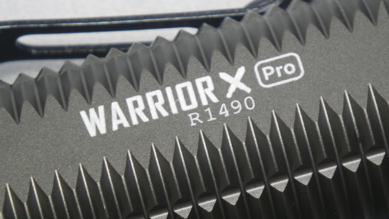 OLIGHT WARRIOR X Pro / CREE XHP35-Hi - Gunmetal Grey (Limited Edtion)