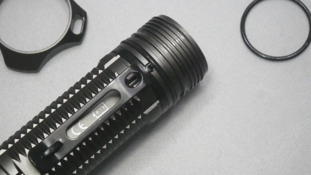 OLIGHT WARRIOR X Pro / tactical ring