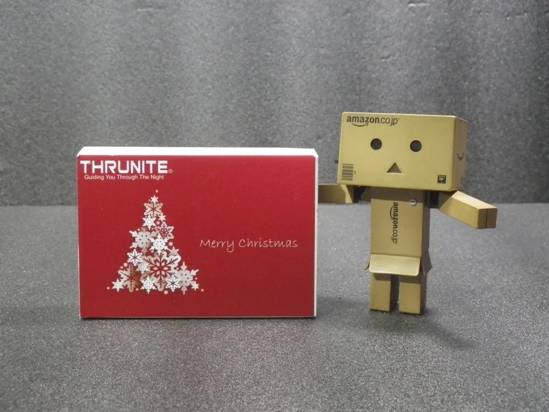 ThruNite Ti titanium CREE XP-L V4 / Limited Christmas Edition Package