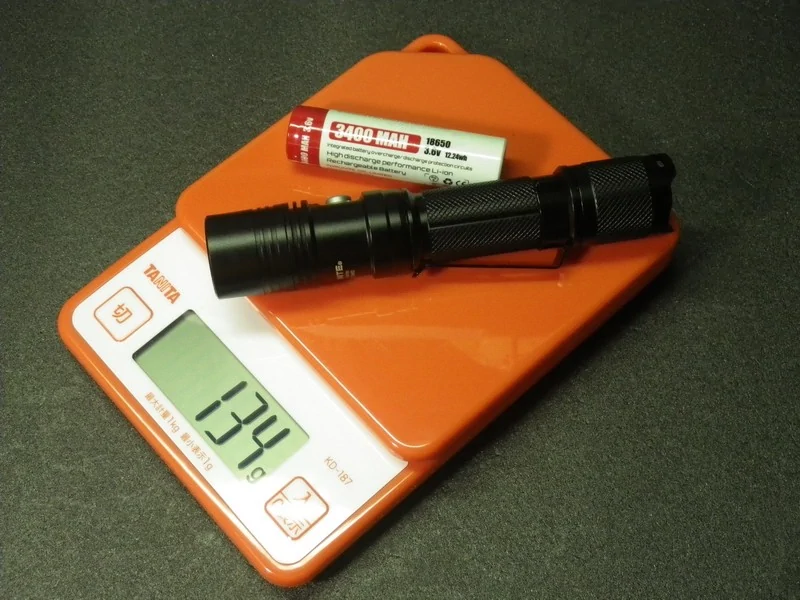 TN12 2016 / weight with 18650 battery