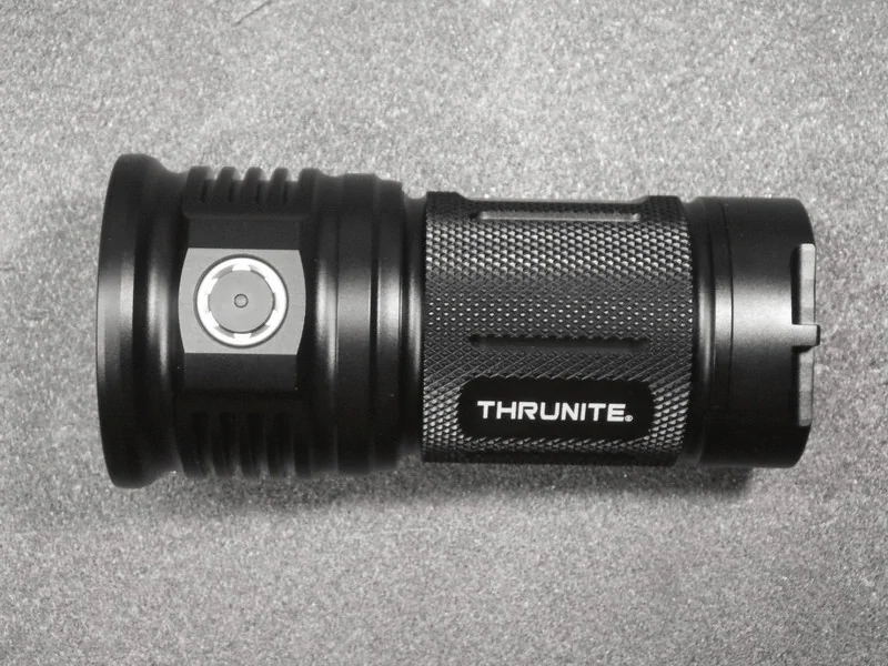 ThruNite TN36 / Body design