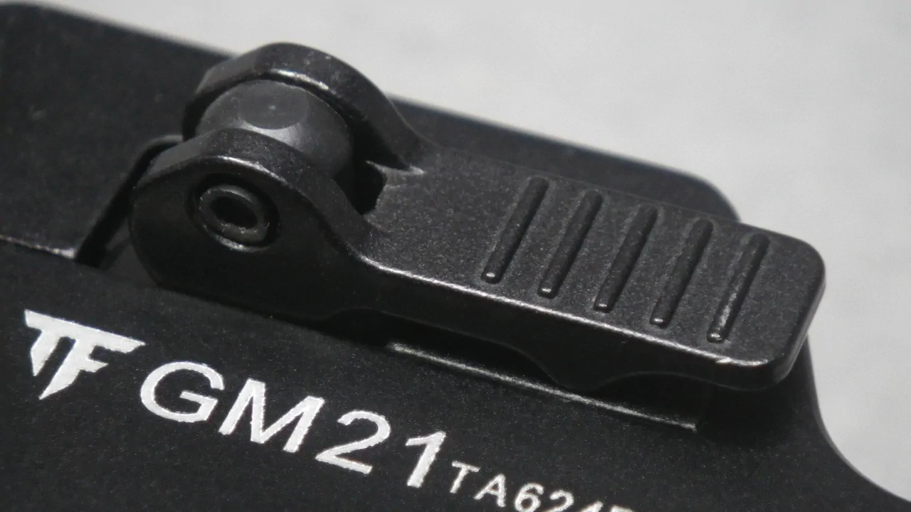 TrustFire GM21 / mount