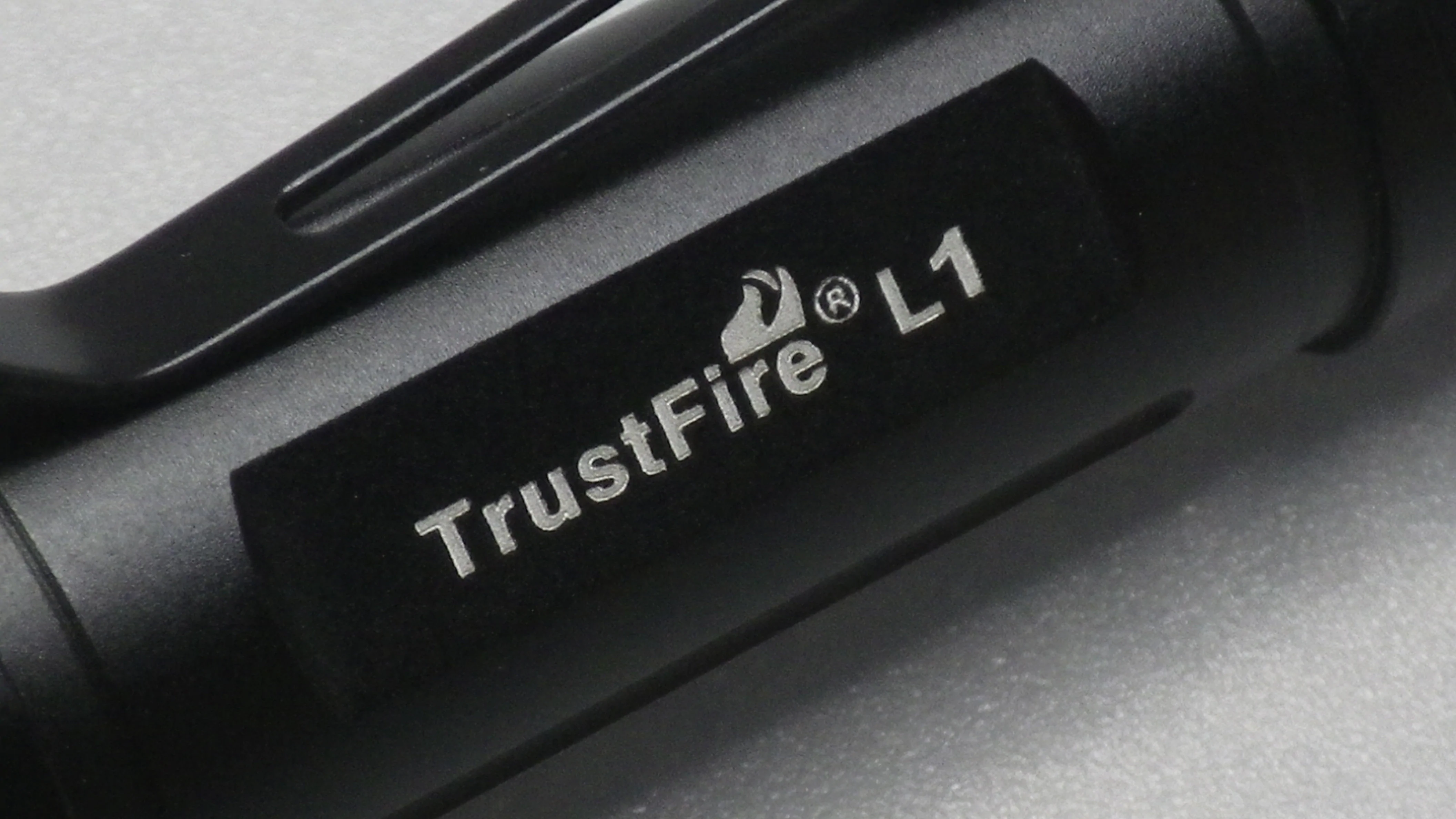 TrustFire L1 / CA18-3X - 1AAA Flashlight : review