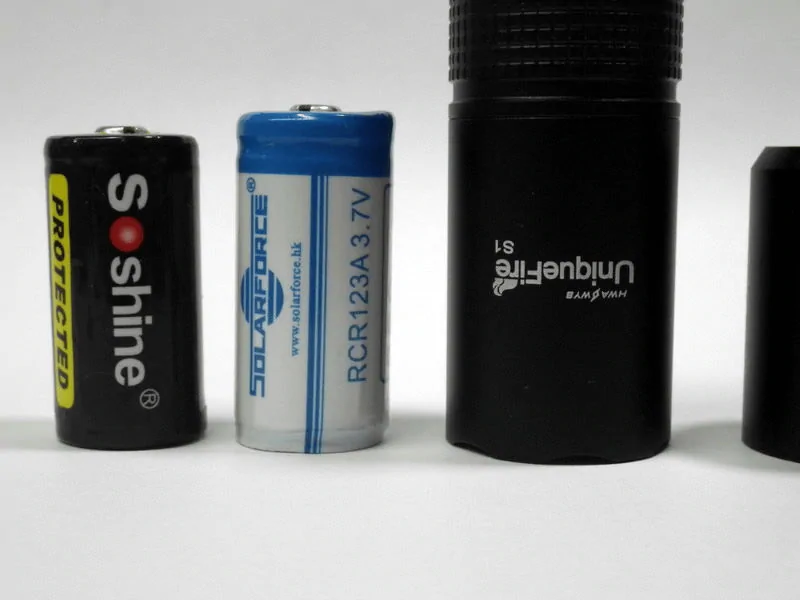 UniqueFire S1 / Battery