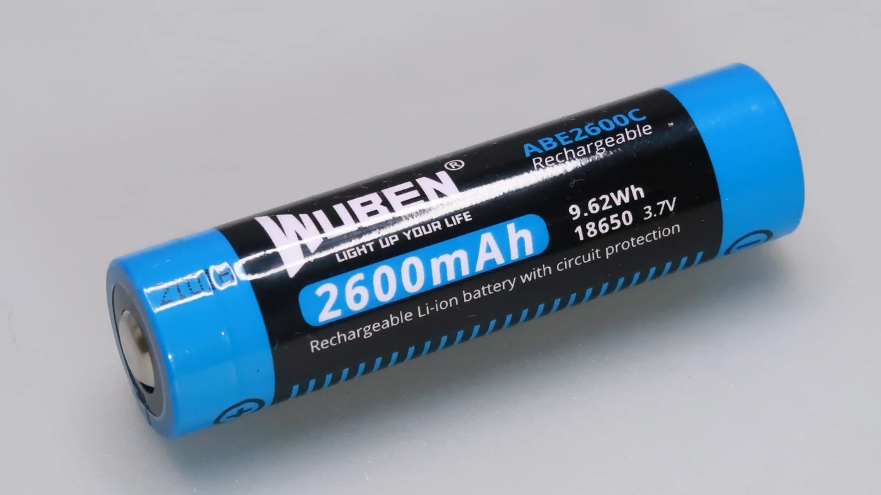 WUBEN H1 /ABE2600C : 18650 battery