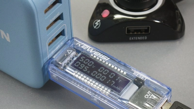 TININ USB急速充電器：S30RⅡ充電／ポート1